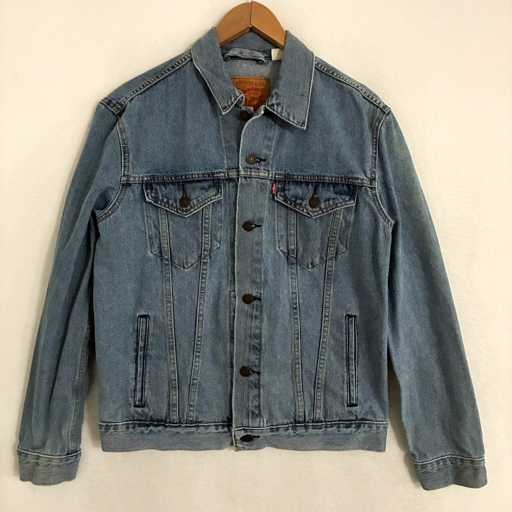 Levis Denim Trucker Jacket Mens Size M Jean Pockets Festival Boho Hipster Street